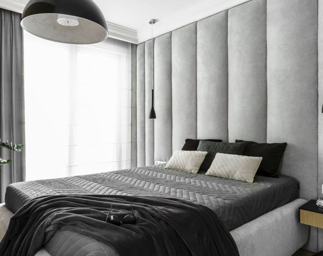 5 pomysłów na zaaranżowanie ściany za łóżkiem w sypialni